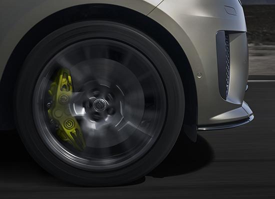 路虎攬勝運動版SV配V8發動機 4月12日上市