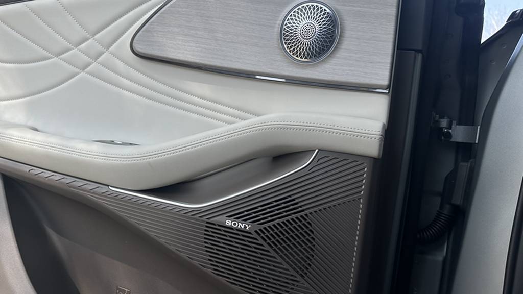 一臺(tái)不輸BBA豪華質(zhì)感的大5座SUV  還有這些亮點(diǎn)