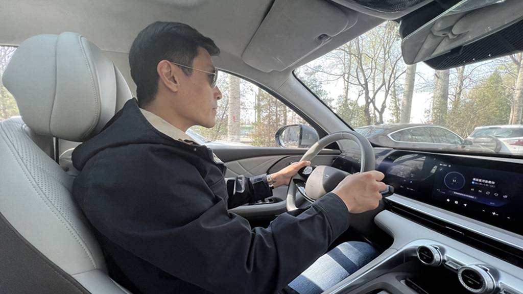 一臺(tái)不輸BBA豪華質(zhì)感的大5座SUV  還有這些亮點(diǎn)