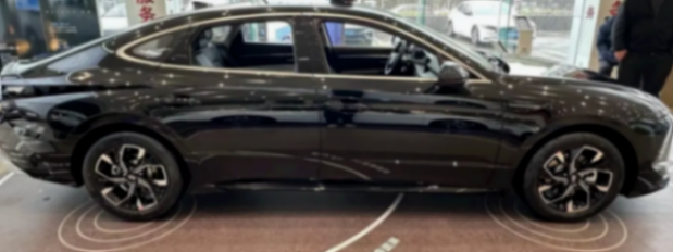 索納塔到店實拍,1.5T/2.0T+8AT,13.98萬起售還有優(yōu)惠