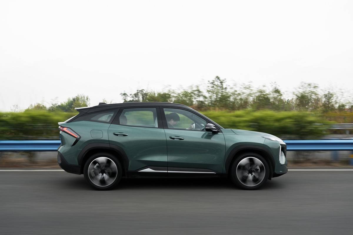 銀河L7龍騰版勇闖川西,打破“插混”可靠性疑慮