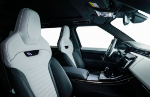 再攀性能巔峰,攬勝運(yùn)動(dòng)SV限量版重塑奢華想象