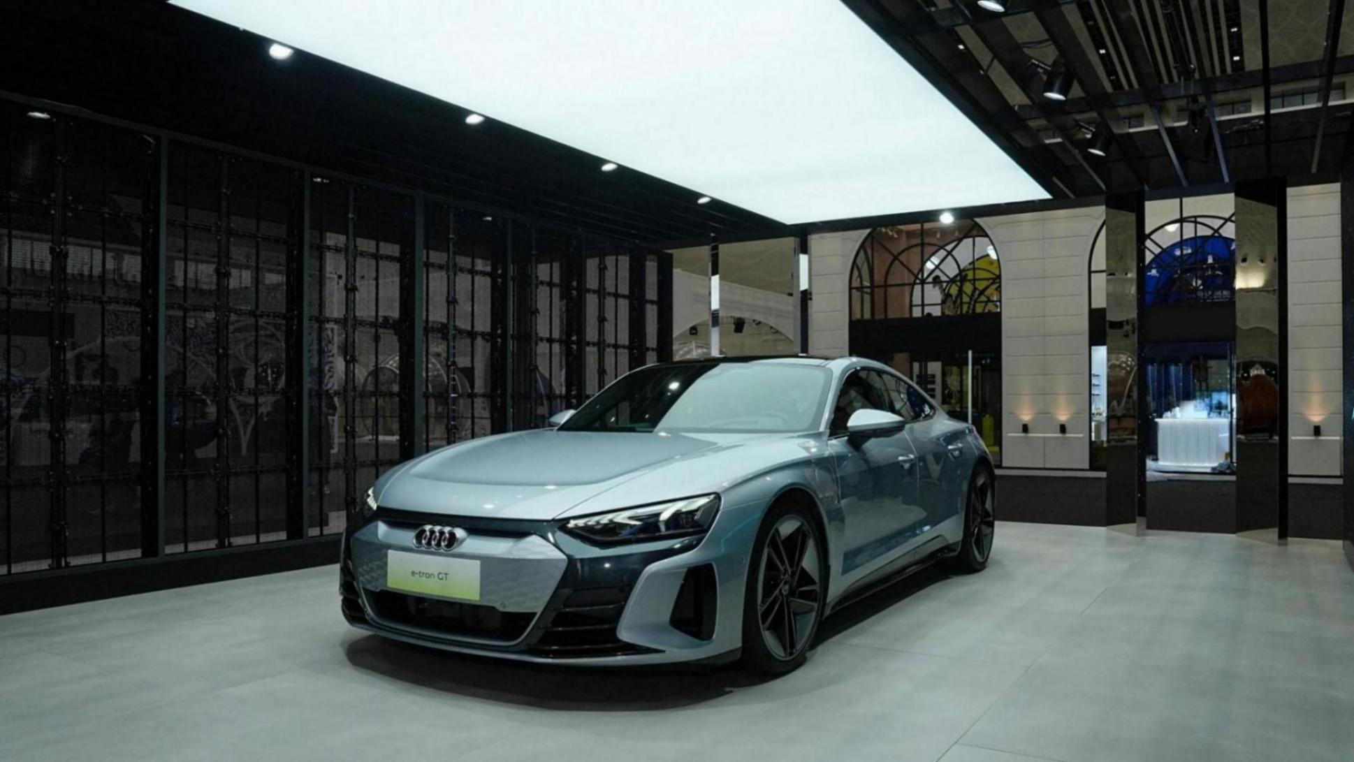 20240415_1713151858362305.jpg 奧迪e-tron GT震撼登陸中國國際消費品博覽會.jpg