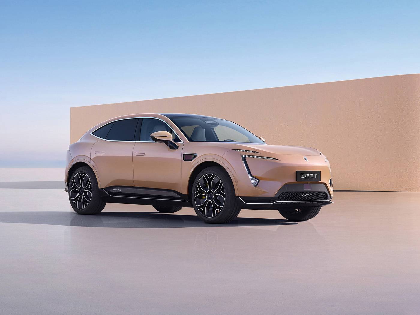 放棄ES6!730公里續(xù)航3.98秒破百,華為高階智駕標(biāo)配3個(gè)激光雷達(dá)