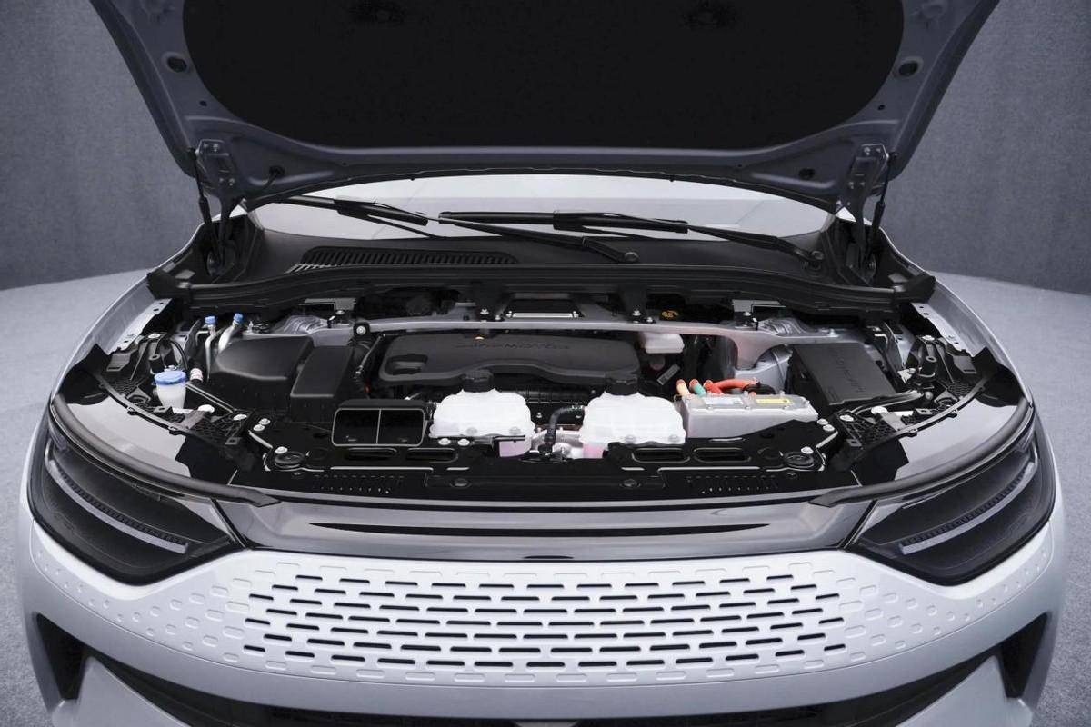 零跑全新C11到店,新車有哪些優缺點,值得買嗎?深度體驗告訴你