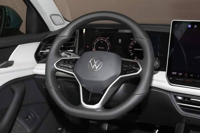 加長至4990mm、內飾大改,還帶大疆智駕,新一代邁騰究竟有多強?