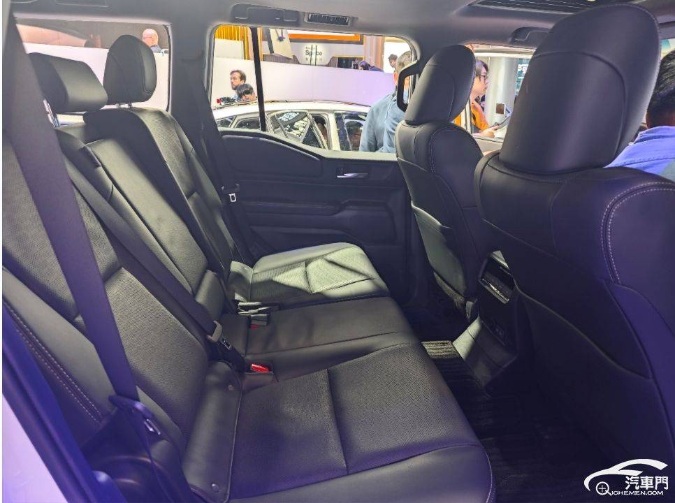 2024北京車展實拍:福特烈馬VS普拉多 14