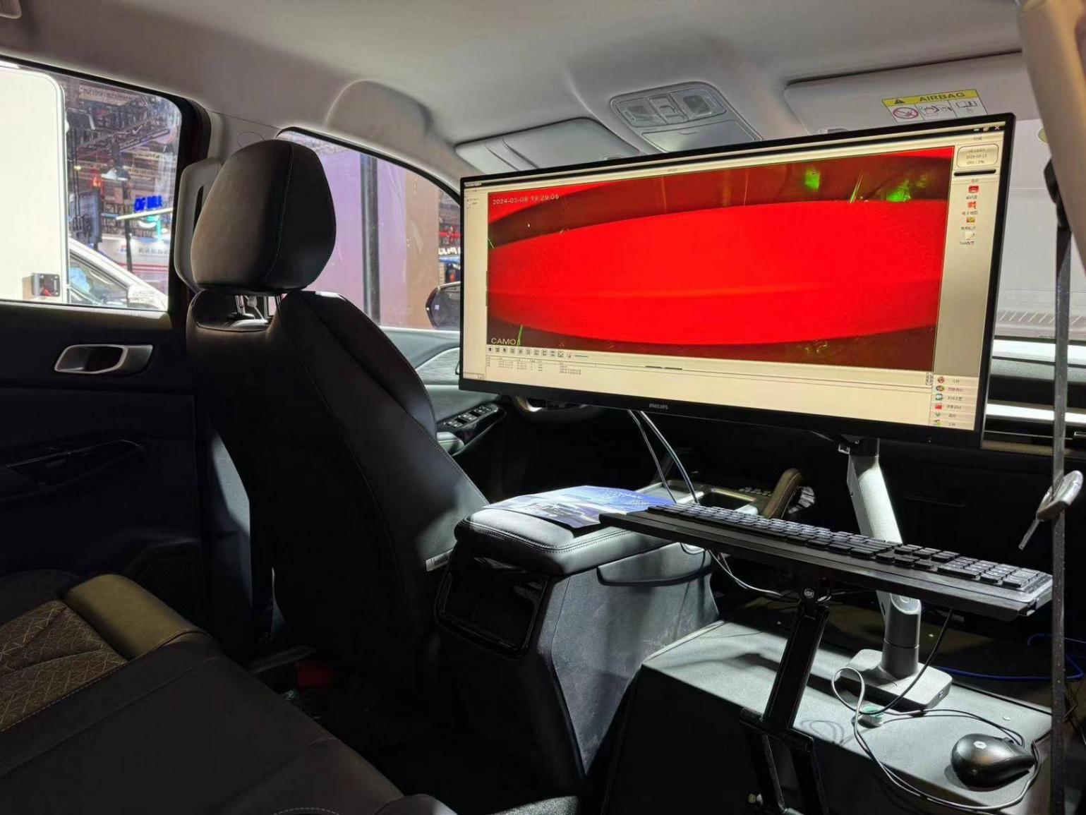 應急市場新利器,長安獵手驚艷亮相2024長三角應急博覽會