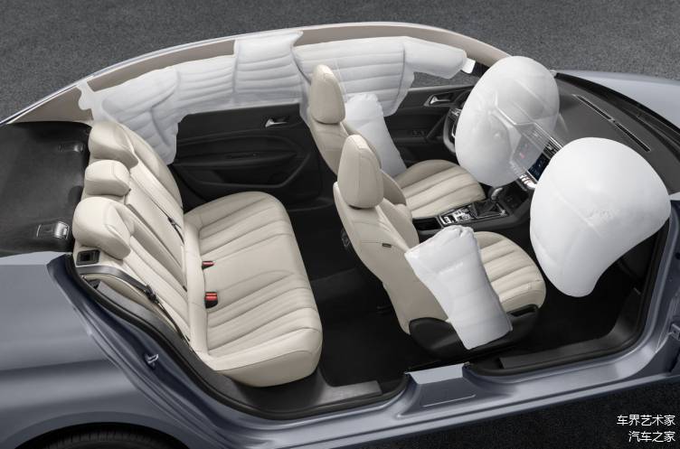 “良心車 神龍?jiān)臁庇部厝珗?“六龍座駕”駕控體驗(yàn)營燃擎開戰(zhàn)