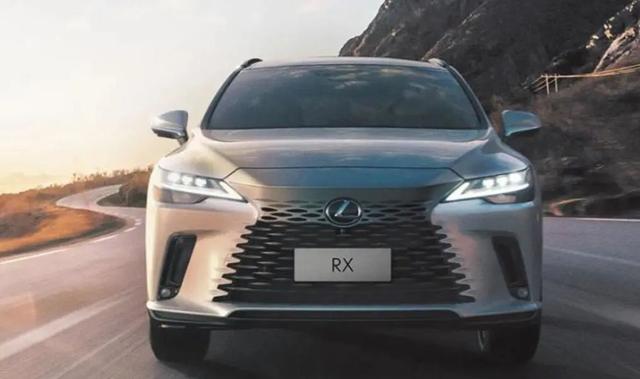 雷克薩斯也走親民路線，2.0T版本的RX，起售價只要35萬-有駕