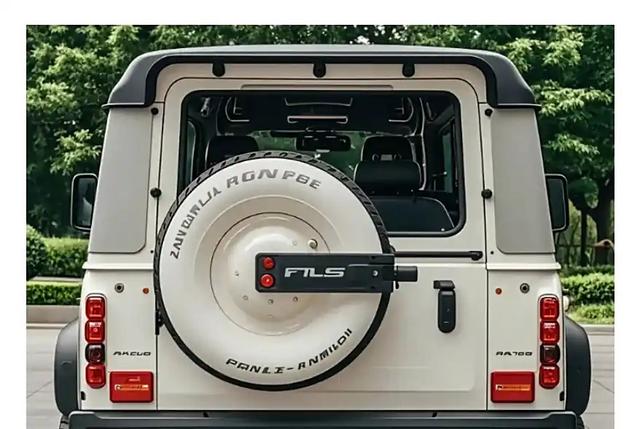 五菱版&ldquo;吉姆尼JIMNY&rdquo;曝光！采用經(jīng)典硬朗方盒子造型-有駕