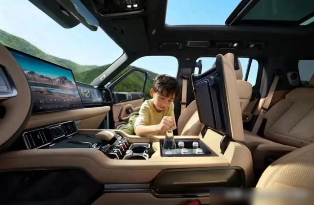 智能硬派新旗艦&mdash;&mdash;方程豹豹8正式上市-有駕