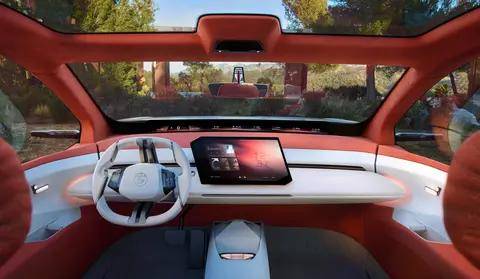 摒棄大屏幕 寶馬下一代iDrive系統將重塑車機體驗