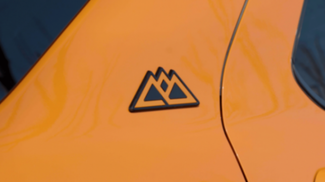 40萬級硬核豪華SUV怎么選?福特探險者與豐田普拉多的對比給你答案