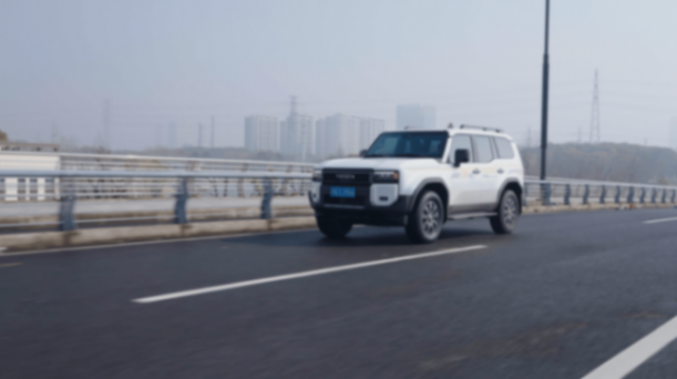 40萬級硬核豪華SUV怎么選?福特探險者與豐田普拉多的對比給你答案