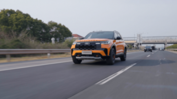 40萬級硬核豪華SUV怎么選?福特探險者與豐田普拉多的對比給你答案