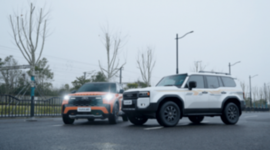 40萬級硬核豪華SUV怎么選?福特探險者與豐田普拉多的對比給你答案