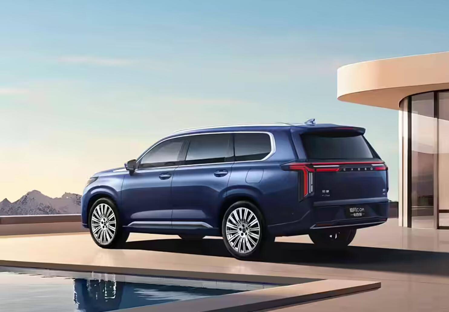 買車的先等等 2月還有多款SUV來襲 全新普拉多旗艦版領銜