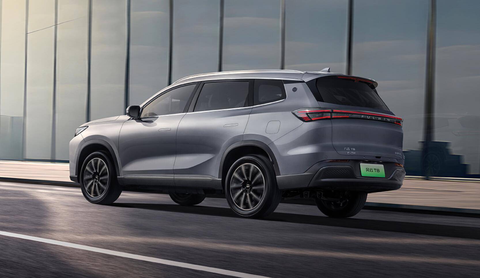 買車的先等等 2月還有多款SUV來襲 全新普拉多旗艦版領銜