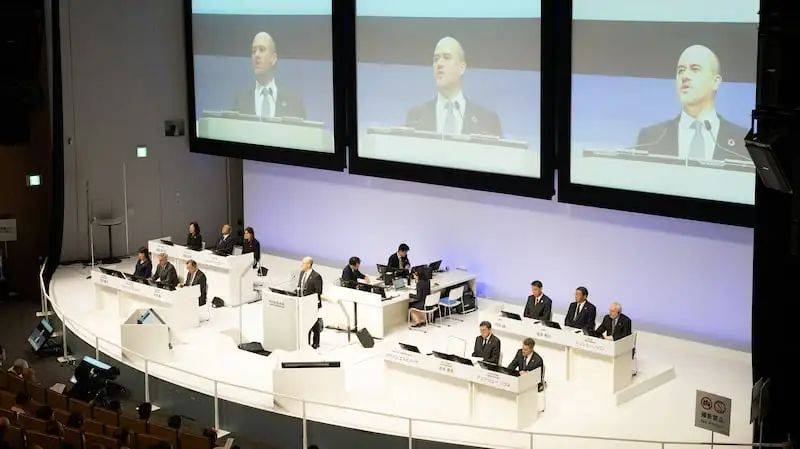 日產CEO鞏固控制權,雷諾方退出董事會