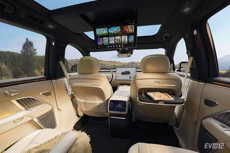 六座純電SUV的不二之選?蔚來樂道L90預售最低19.39萬元起