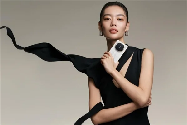 首發(fā)麒麟新平臺!華為Mate X7參數(shù)曝光 首發(fā)麒麟新平臺!華為Mate X7參數(shù)曝光