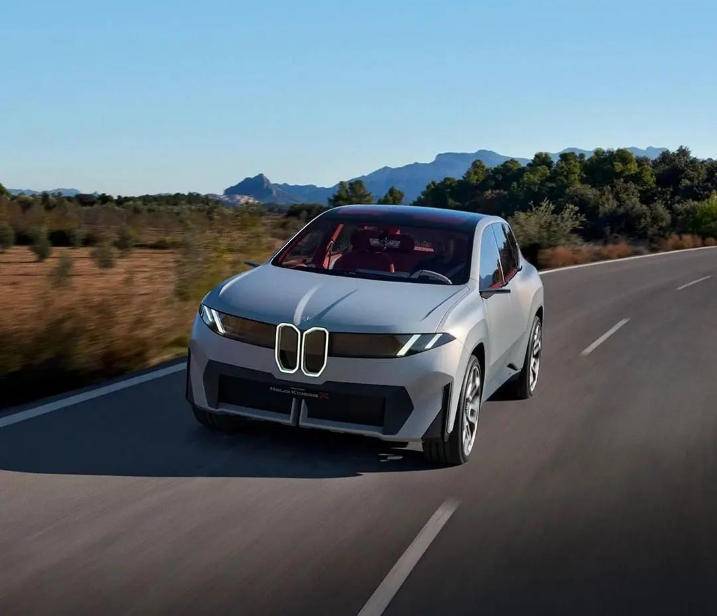 寶馬牽手Momenta共研智駕系統,明年“上車”iX3L