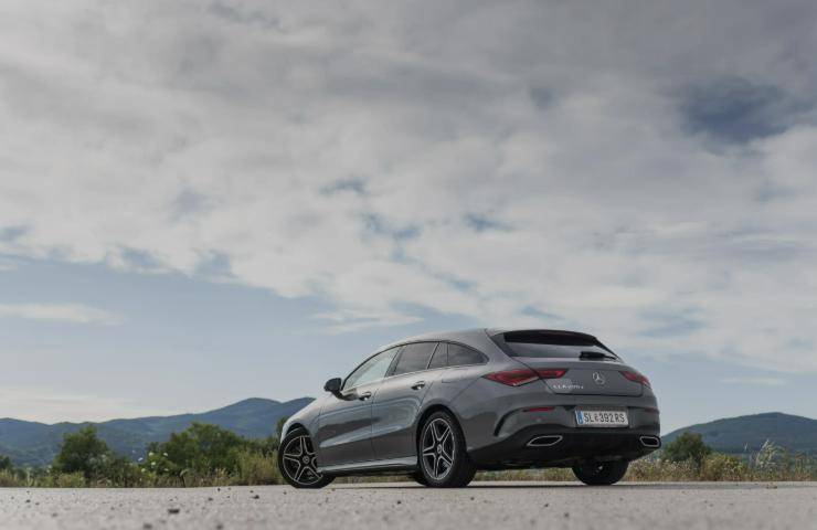 奔馳首款純電獵裝來(lái)了,761km續(xù)航+三聯(lián)屏夠香嗎?