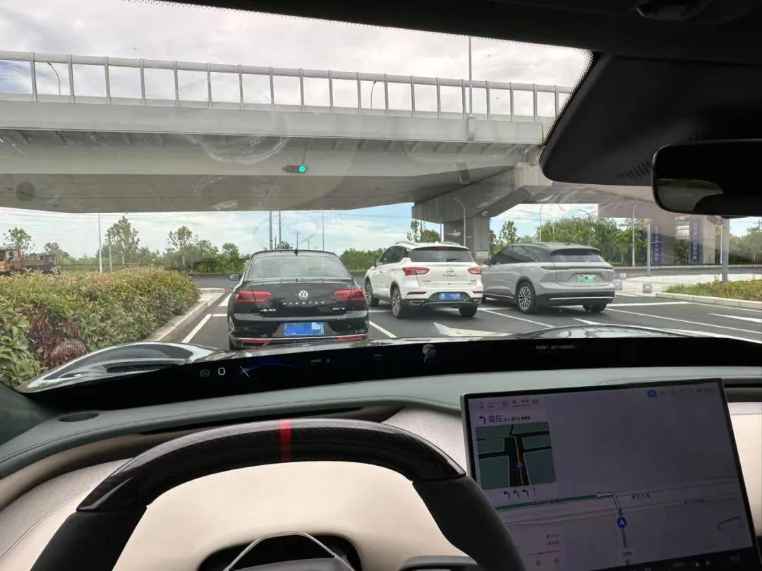 小米YU7一周用車總結 優點缺點大曝光