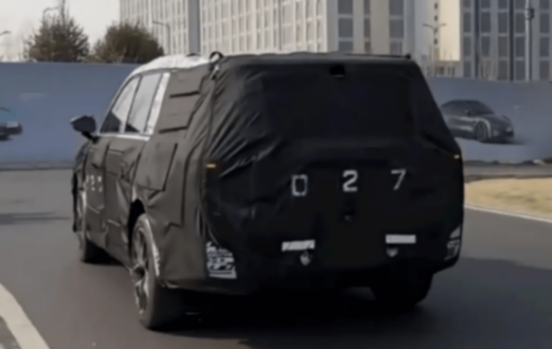 小米增程式SUV諜照,尺寸不小,可以和理想正面競(jìng)爭