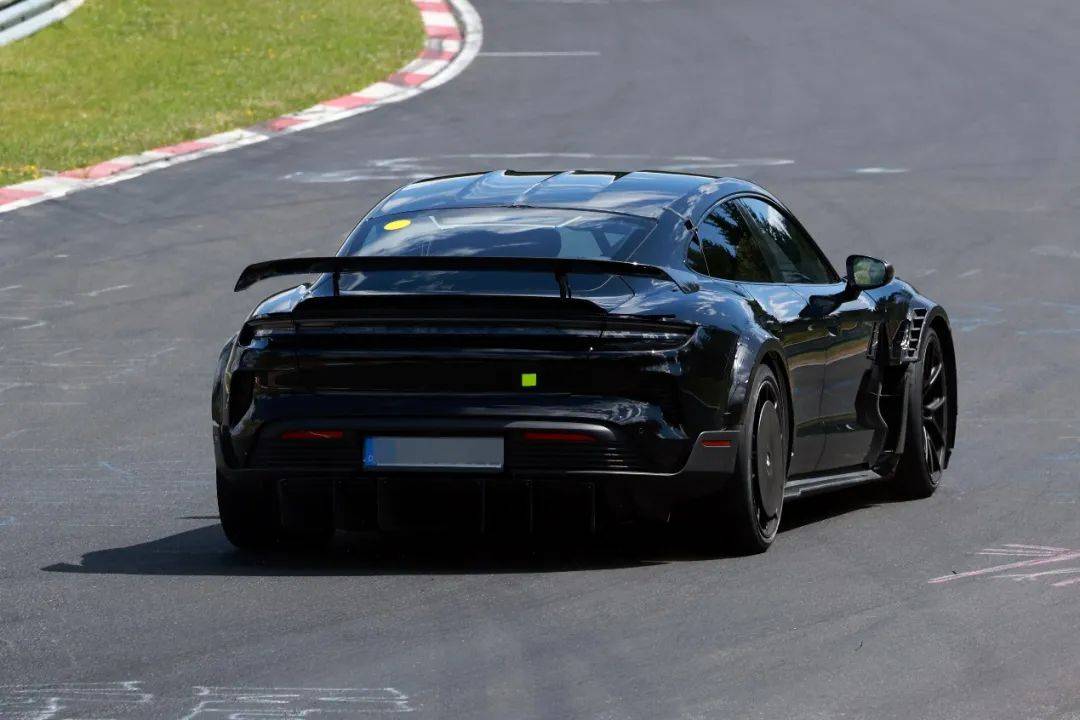 Taycan Turbo GT升級套件,和SU7 Ultra一決高下?