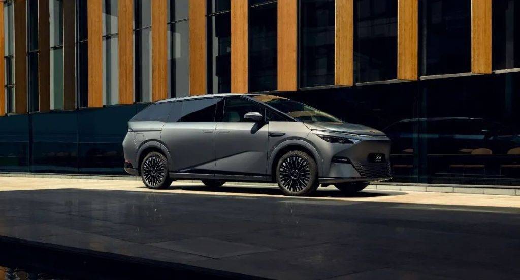 MPV價格戰(zhàn)白熱化!小鵬X9直降4萬,本田雙雄最高優(yōu)惠7.9萬