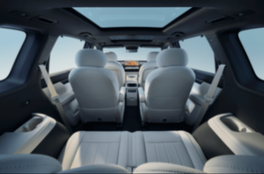 都在打造“移動之家”,2026款東風(fēng)奕派eπ008六座版會比標(biāo)桿強多少?