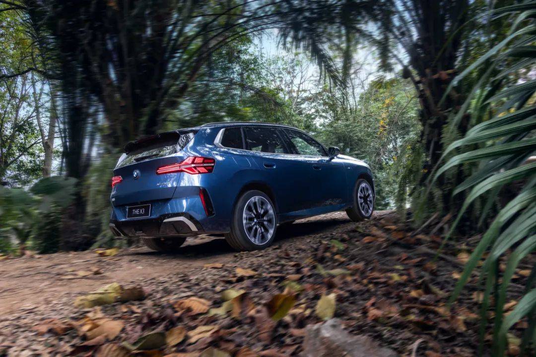 高息高返結束,豪車稅開征,近期寶馬價格是漲是跌?