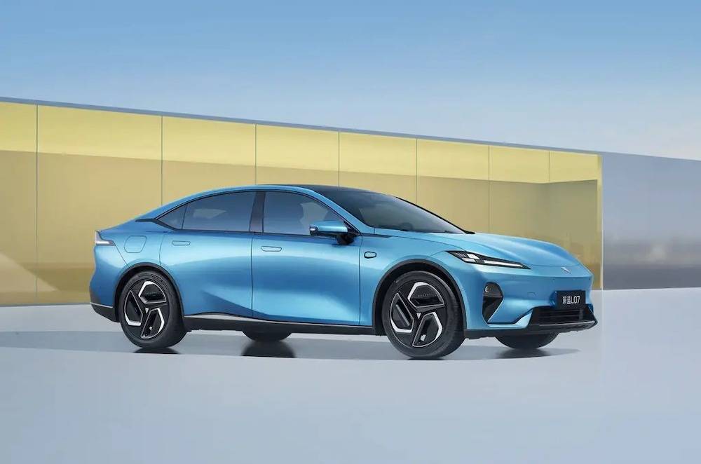 13.59萬(wàn)起!全新長(zhǎng)安深藍(lán)L07上市,標(biāo)配華為智駕