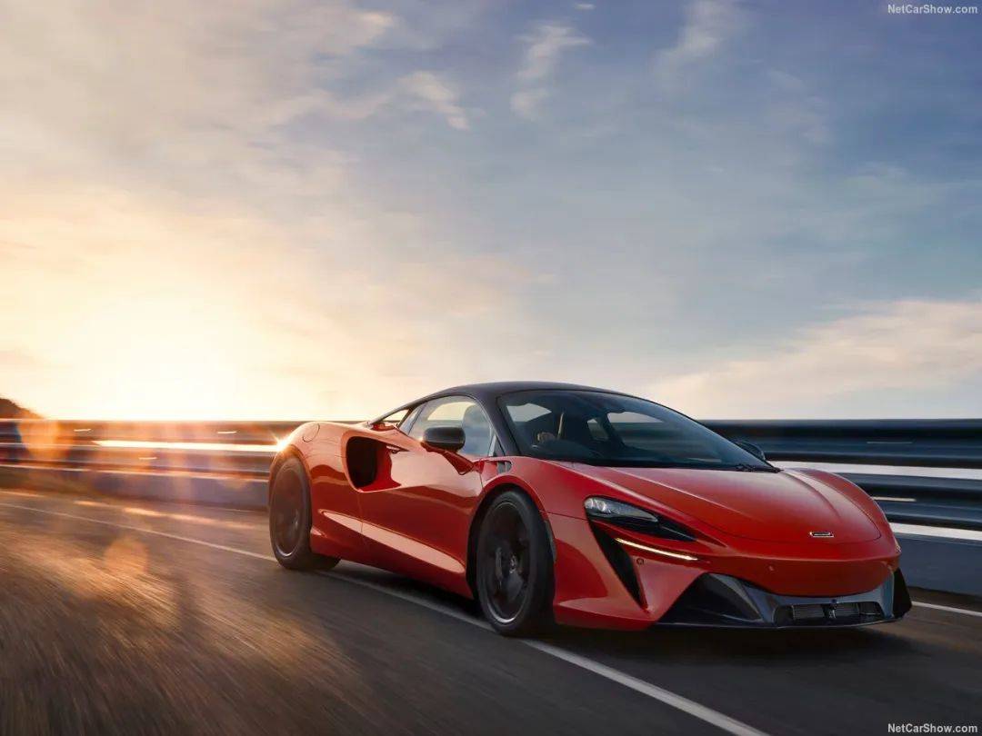 2025年雙門硬頂TOP 9,性能、操控與個性我全部都要