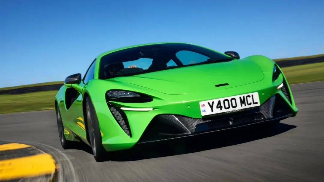 2025年雙門硬頂TOP 9,性能、操控與個性我全部都要