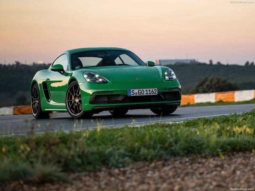 2025年雙門硬頂TOP 9,性能、操控與個性我全部都要