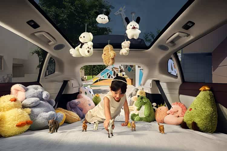 20萬級純電SUV“卷王”來了!全新嵐圖知音正式上市,起步即滿配