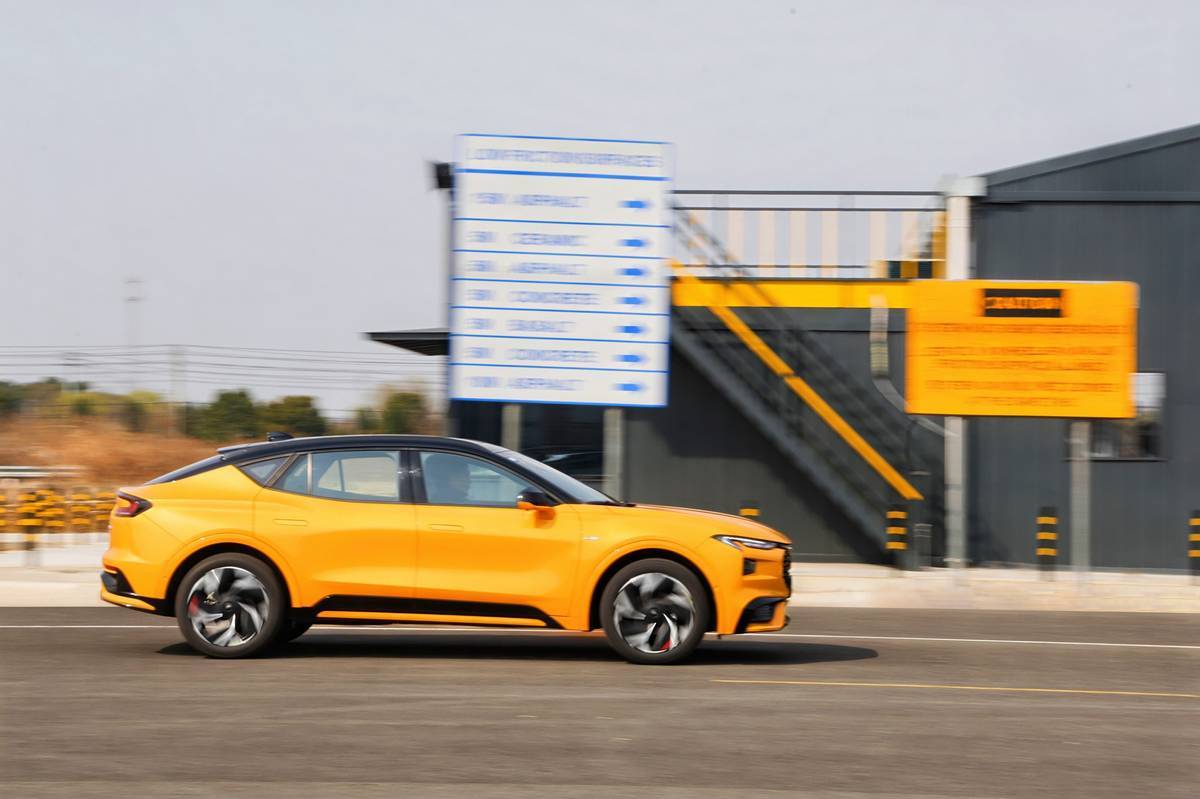 廠補再升級!蒙迪歐運動版9月限時加入“金融補貼”全家桶,利息低至0.99%