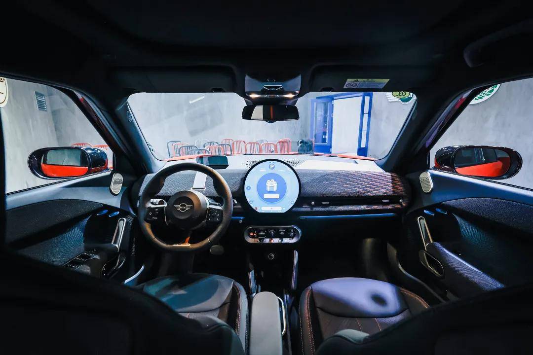 試駕MINI ACEMAN:“過去時”與“現在時”的經典融合