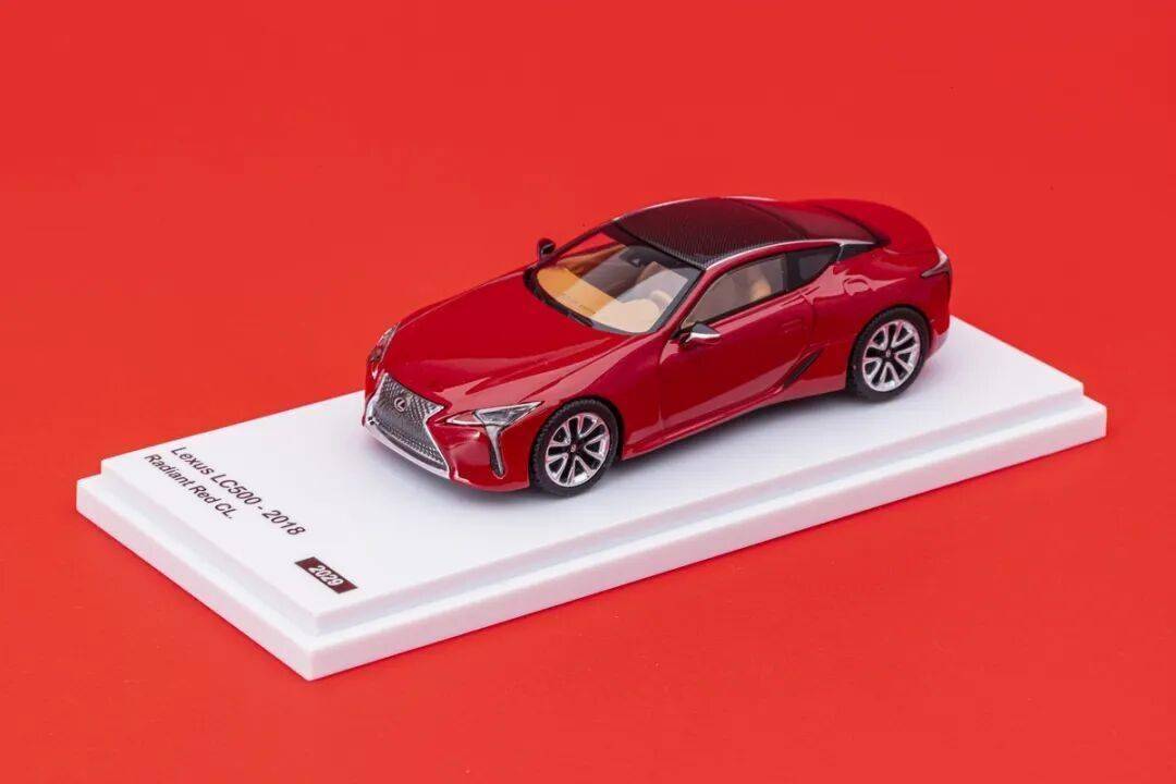 公路上的藝術(shù)品,雷克薩斯LC500