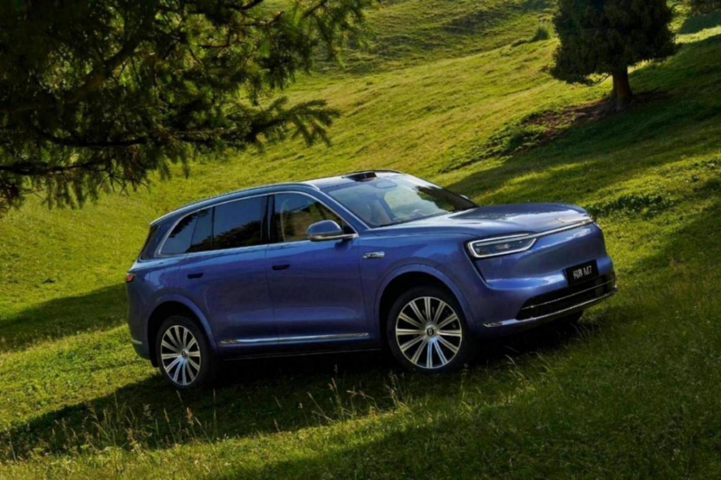 手握30萬,都是華為基因, 全新問界M7與深藍S09怎么選?