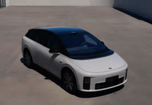 理想i6使用磷酸鐵鋰電池?李想:提供更好的低溫性能和最快的充電速度