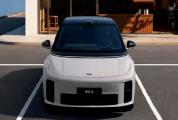 理想i6使用磷酸鐵鋰電池?李想:提供更好的低溫性能和最快的充電速度