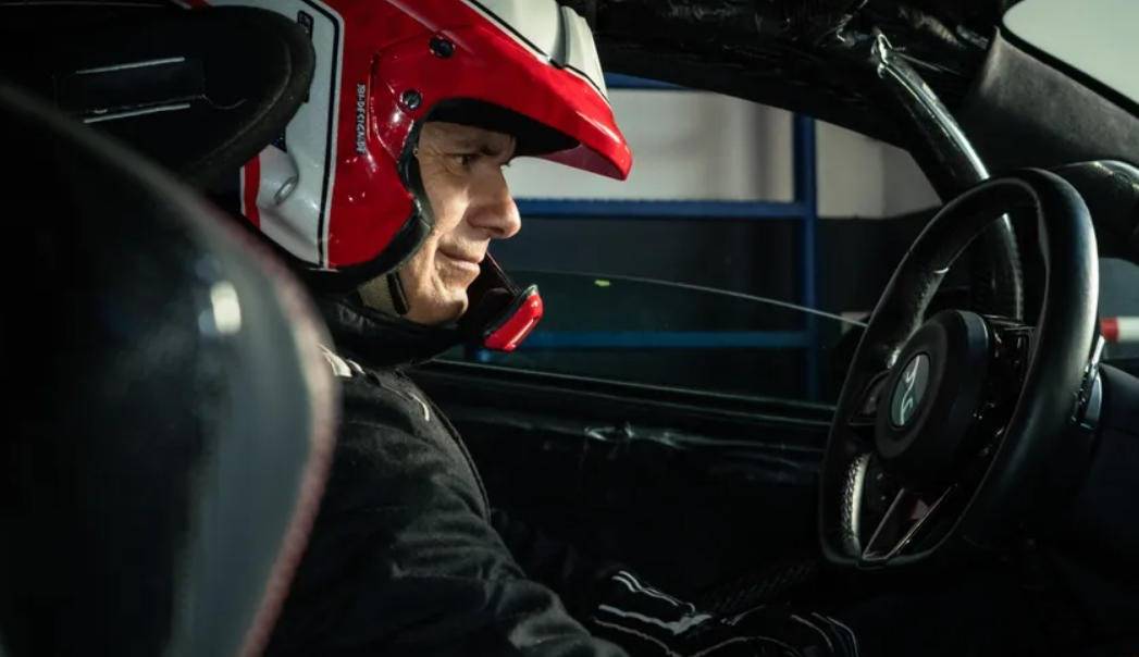 技術:500km/h的U9X好開嗎?開仰望破紀錄的老外Basseng告訴你