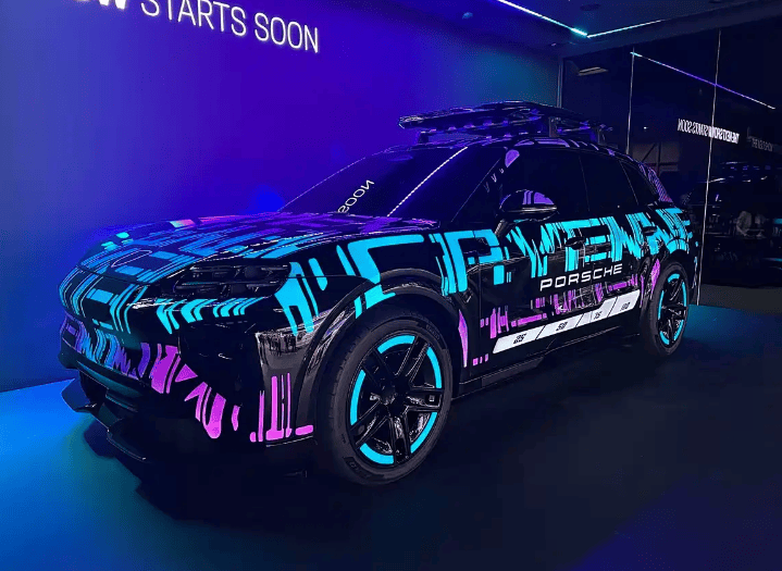 保時捷純電Cayenne內飾最新消息:采用弧形屏幕,配全景天窗