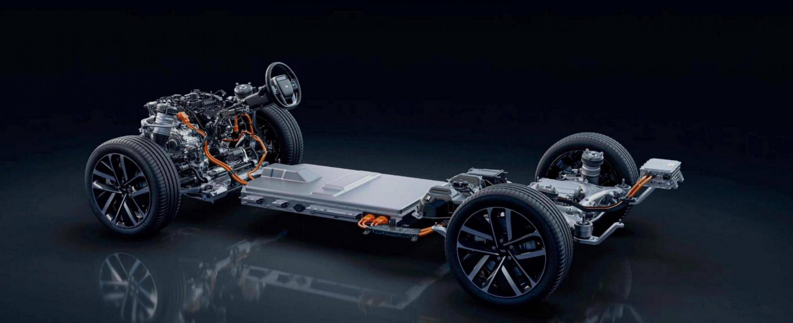 多擋插混的噩夢(mèng)將至!明年會(huì)有一些“怪胎增程”,沒人在乎油耗了