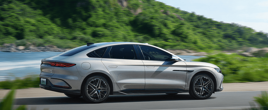 漢長續航版上市,比亞迪揮出的不是拳頭,是生態