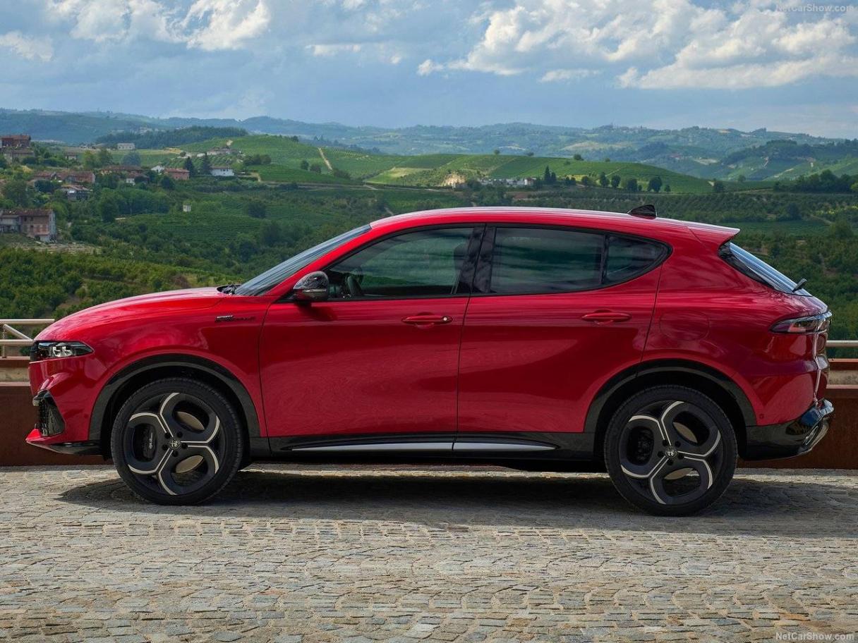 阿爾法·羅密歐Tonale改款,車牌可放正中,不到20萬的咸魚難翻身